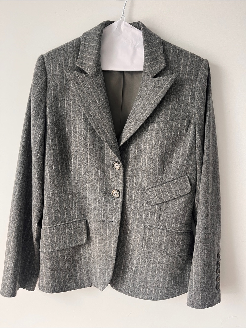 Holt Renfrew Pinstripe Women's Wool Blazer - Classic - Size 10 | Vintage - Picture 13 of 13